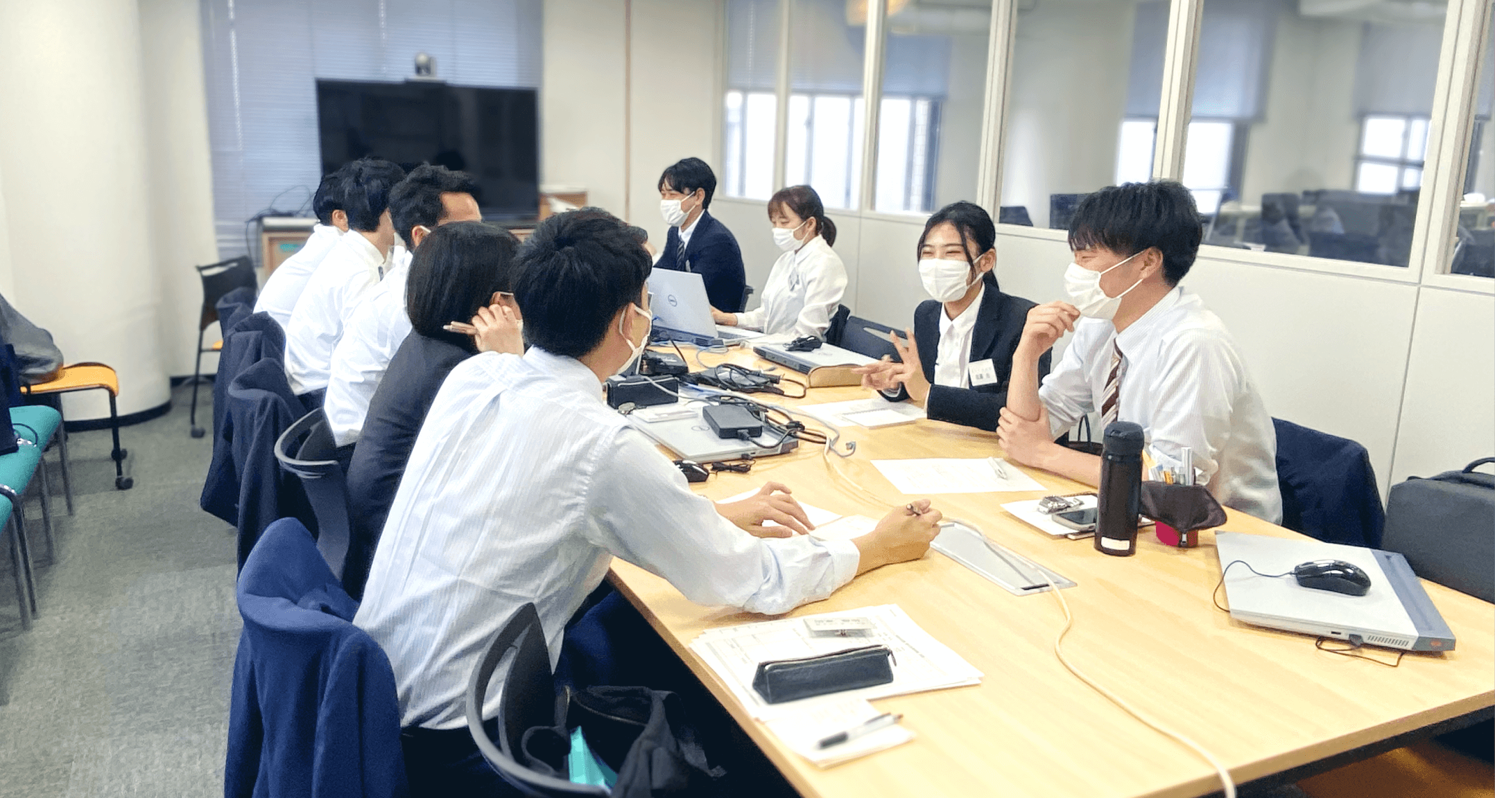 新人社員の研修・キャリアステップ イメージ写真