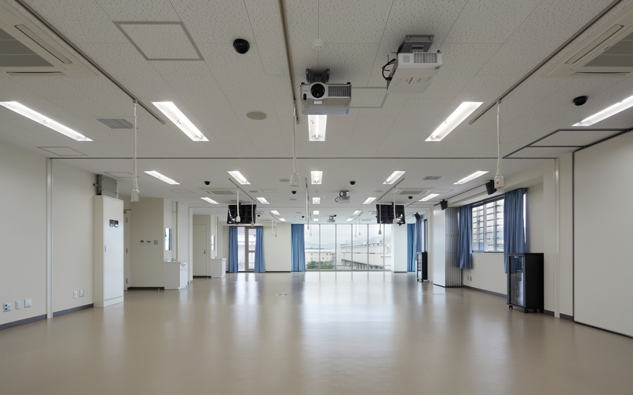 京都大学先端医療機器開発・臨床研究センター4